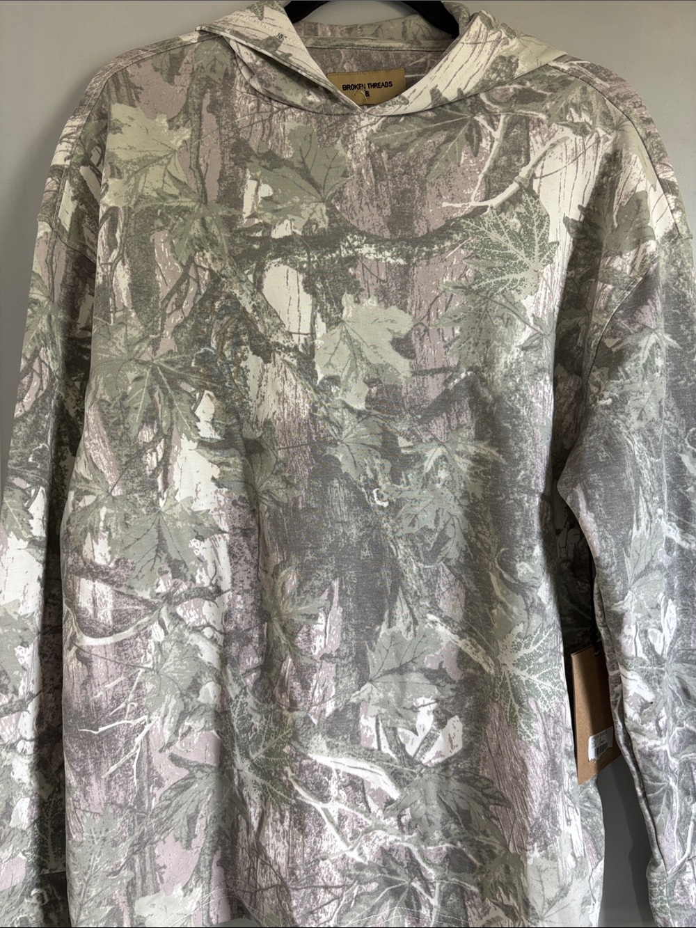 Broken Threads Women's Camouflage Hoodie - Green/Gray